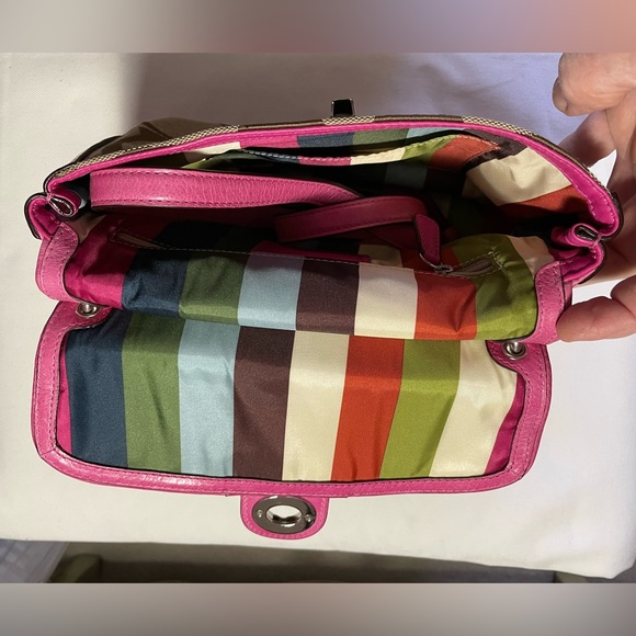 NWT COACH HANDBAG SV/Khaki/Magenta.  Shoulder strap included. - Picture 5 of 12